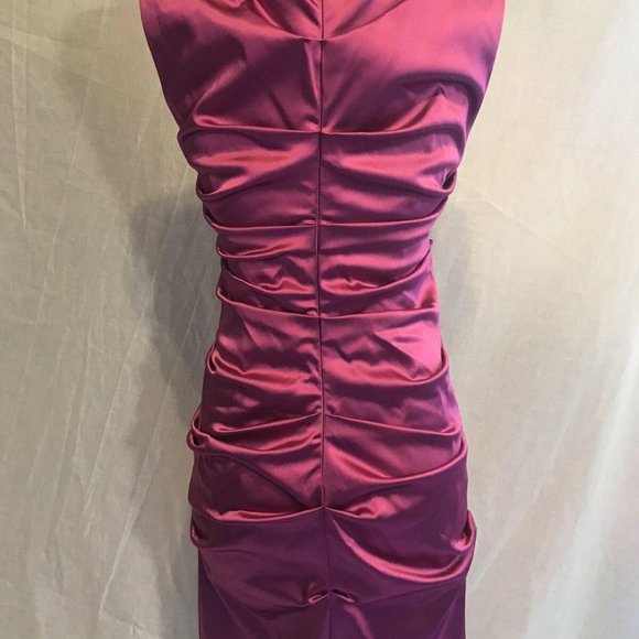 Nicole Miller Sleeveless Ruched Sheath Party Dress - Picture 3 of 3